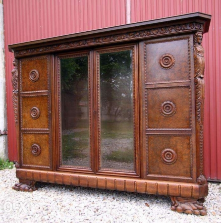 Neorenesansowa biblioteka dębowa z 1920 roku