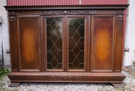 Neorenesansowa biblioteka dębowa z 1920 roku